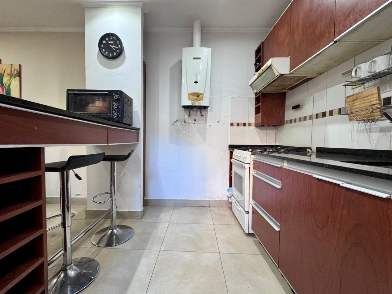 CASA EN VENTA EN EL CENTRO DE PARANA- Carbo y 9 de Julio | Apta credito