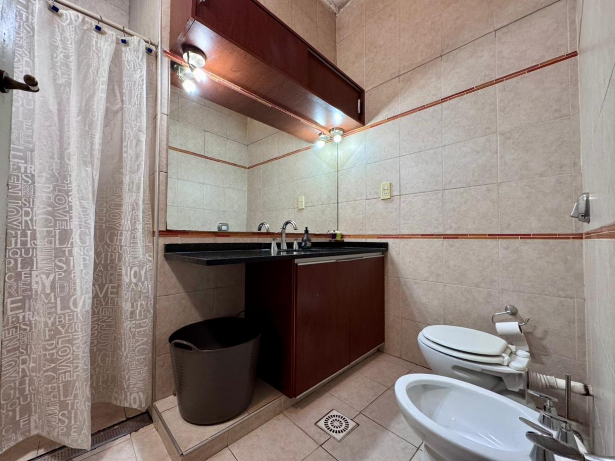 CASA EN VENTA EN EL CENTRO DE PARANA- Carbo y 9 de Julio | Apta credito