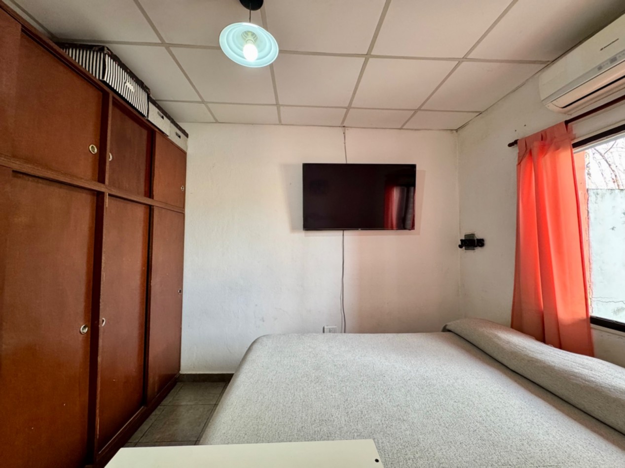 VENTA CASA DOS DORMITORIOS EN CALLE SANTA MARIA