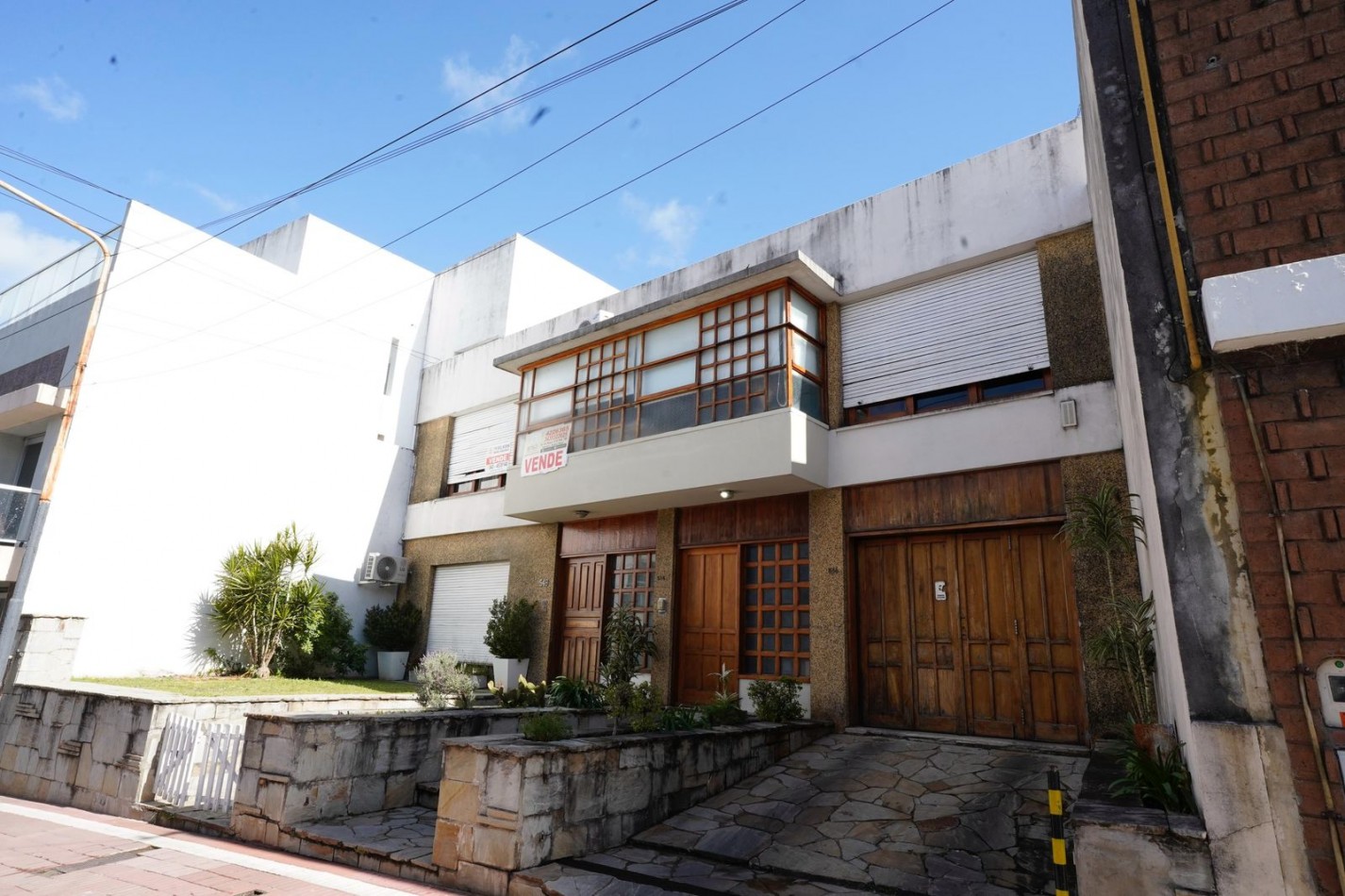 VENTA CASA 3 DORMITORIOS 2 COCHERAS EN PLANTA ALTA