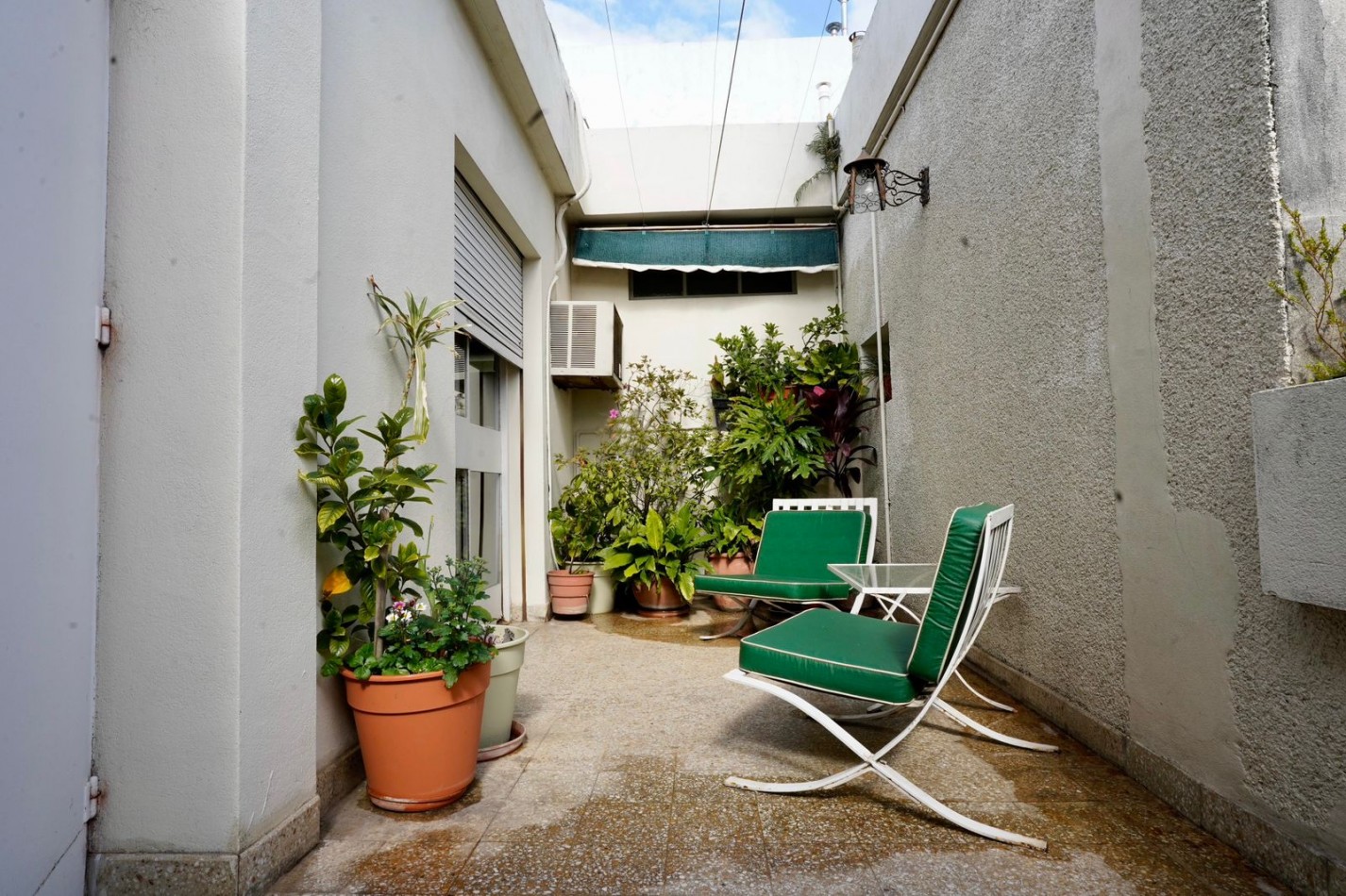 VENTA CASA 3 DORMITORIOS 2 COCHERAS EN PLANTA ALTA