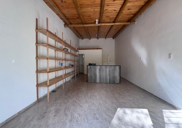 ALQUILER LOCAL EN SAN BENITO BARRIO ALTOS DEL ESTE